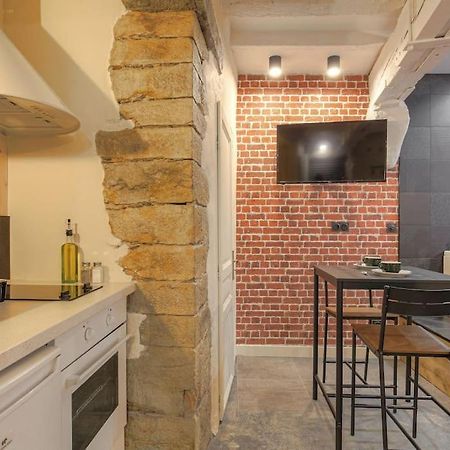Industrial-Style Studio With Bathtub, Vieux-Lyon Exterior foto